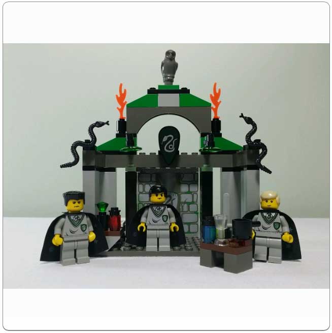 harry potter lego slytherin book